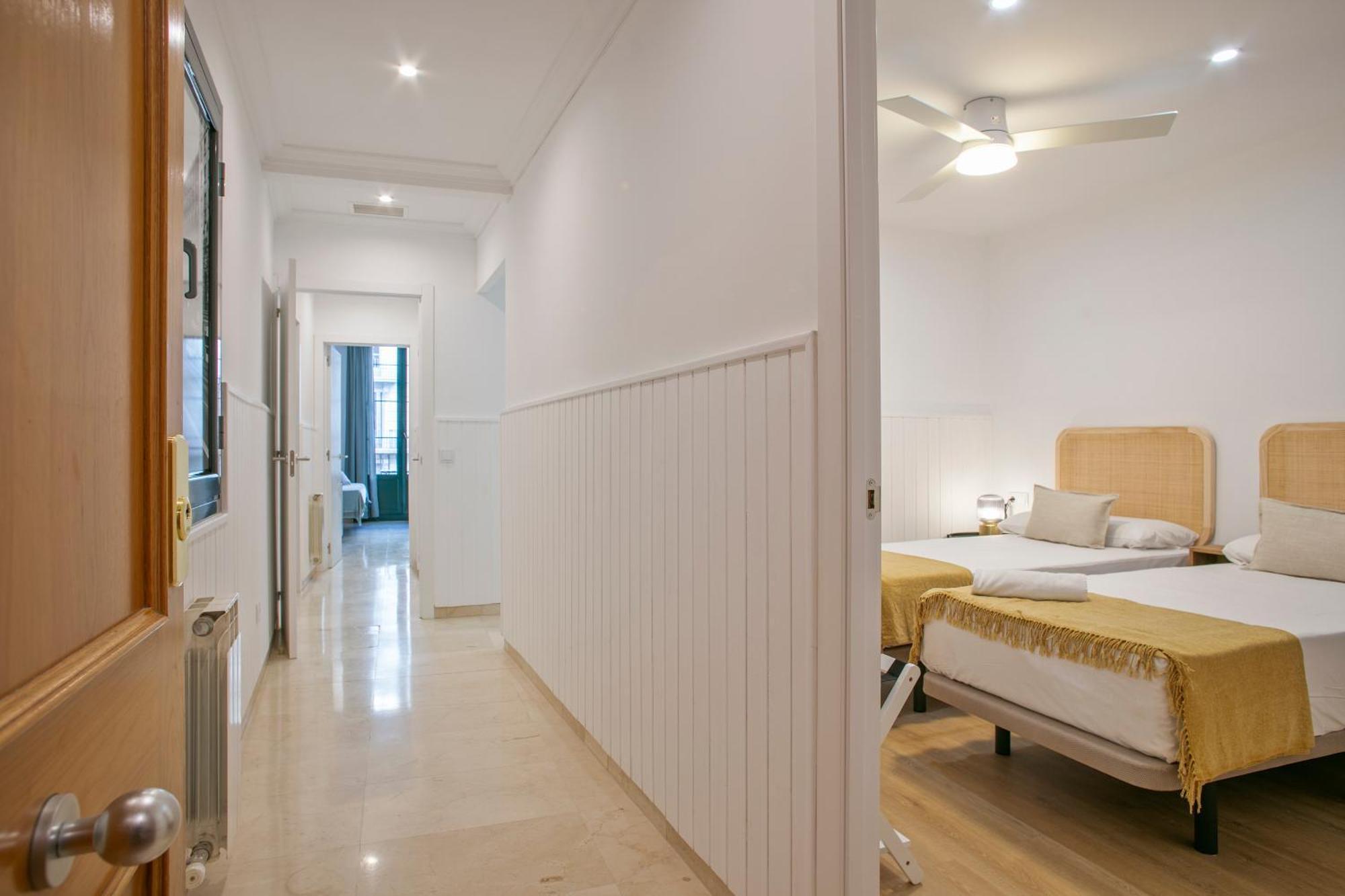 Anton'S Downtown Apartment Barcelona Buitenkant foto